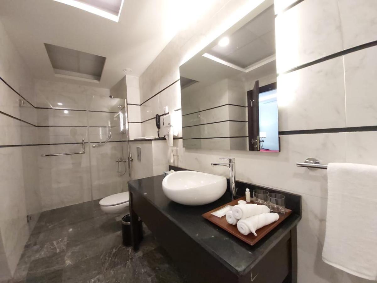 Basrah International Airport Hotel エクステリア 写真