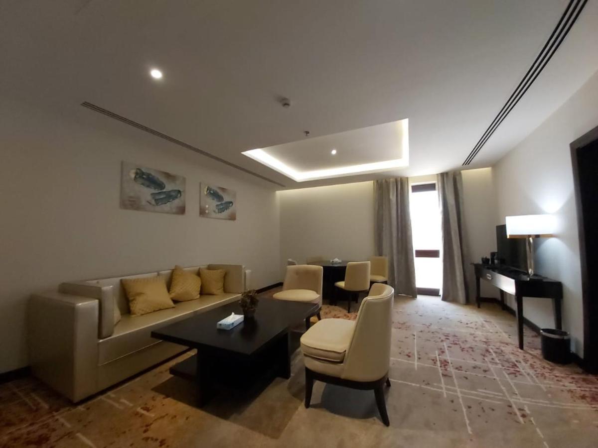 Basrah International Airport Hotel エクステリア 写真