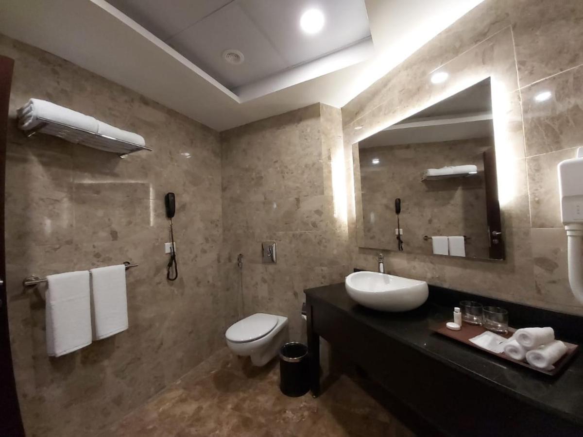 Basrah International Airport Hotel エクステリア 写真