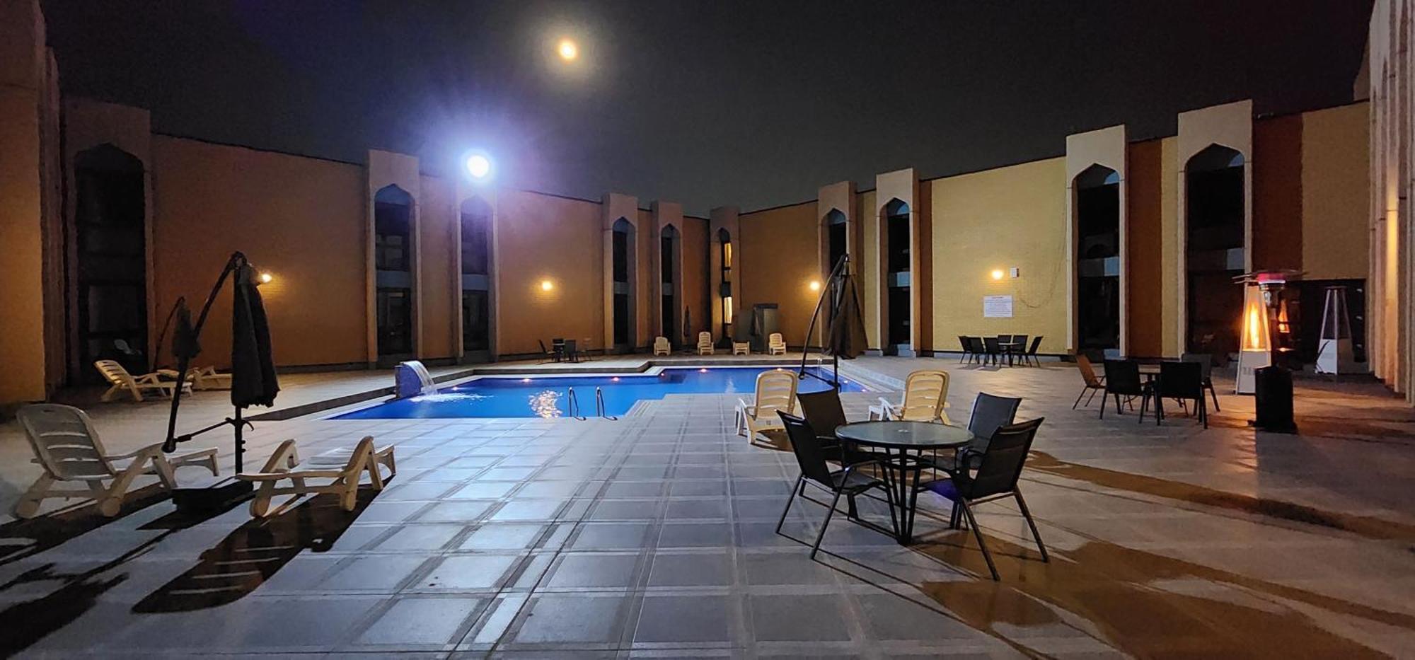 Basrah International Airport Hotel エクステリア 写真