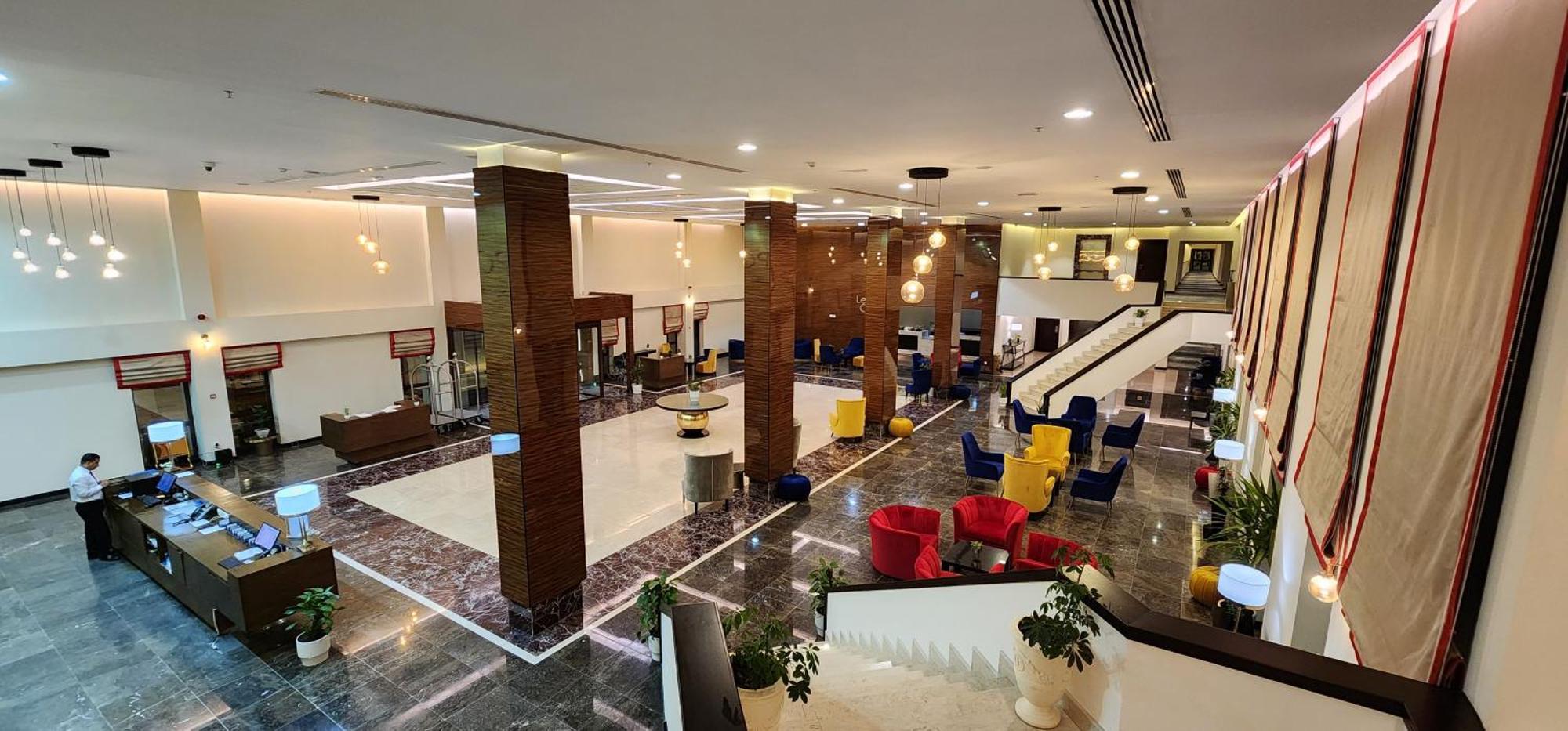 Basrah International Airport Hotel エクステリア 写真