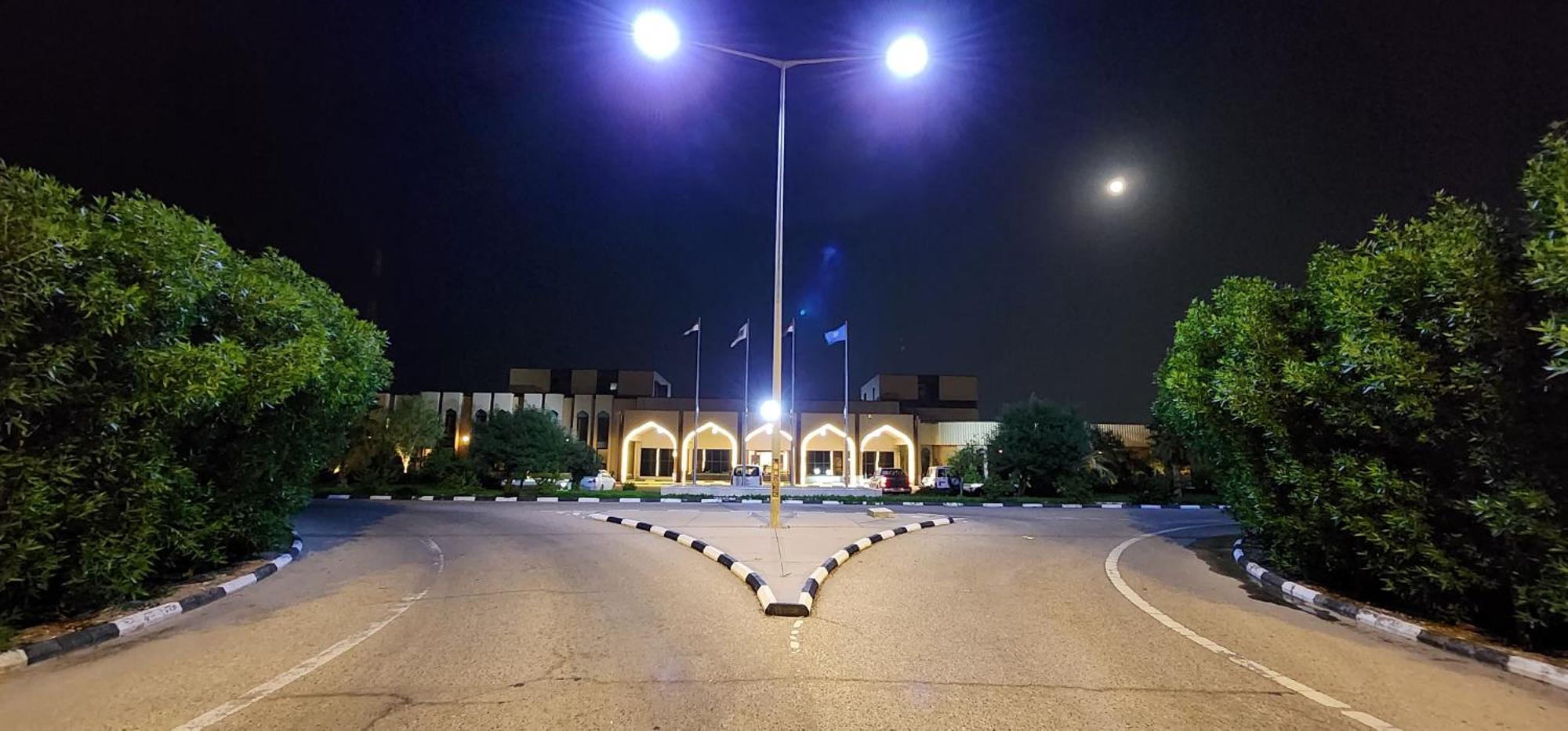 Basrah International Airport Hotel エクステリア 写真